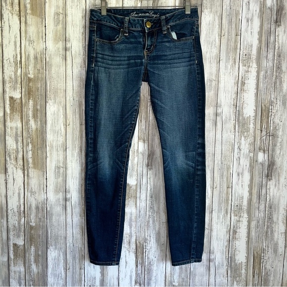 Denim - American Eagle Low Rise Short Jegging